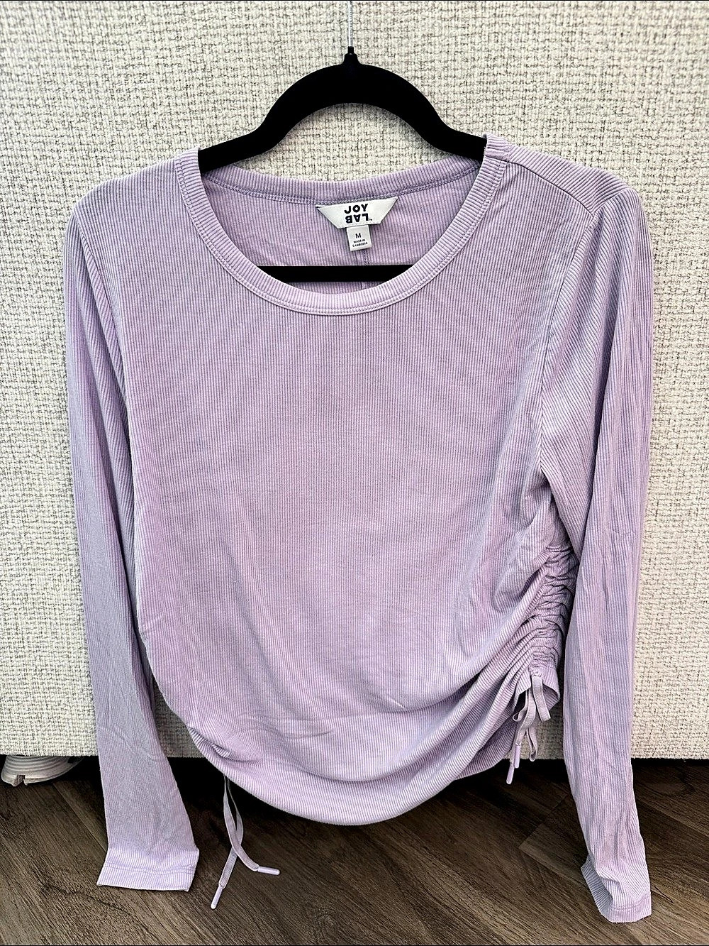 Ruched Long Sleeve Top in Purple Like New